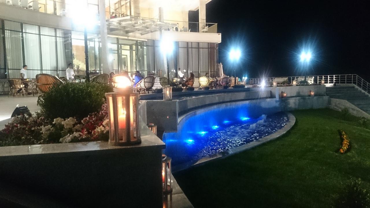 Hotel Sheki Park Exteriér fotografie