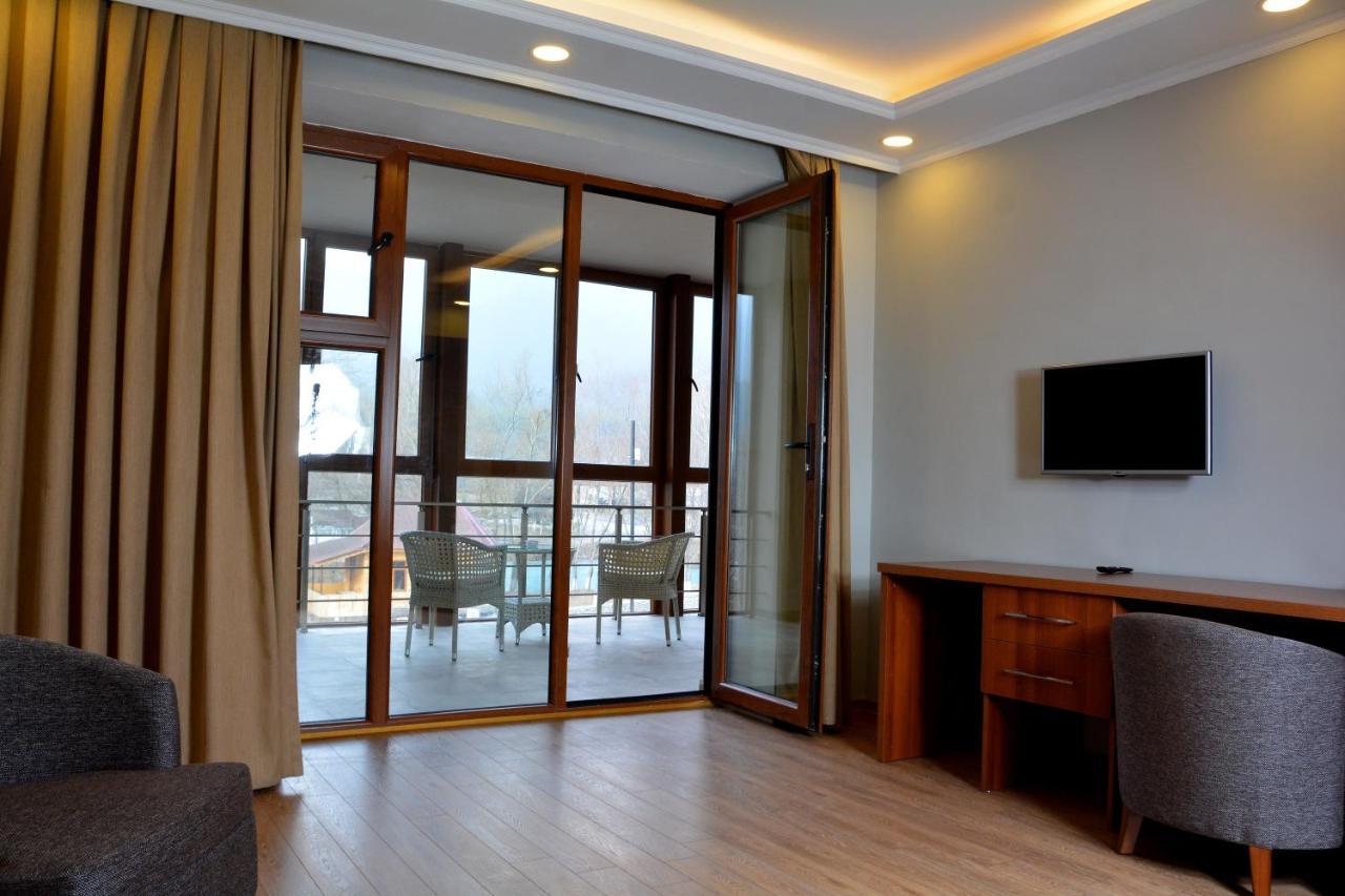 Hotel Sheki Park Exteriér fotografie